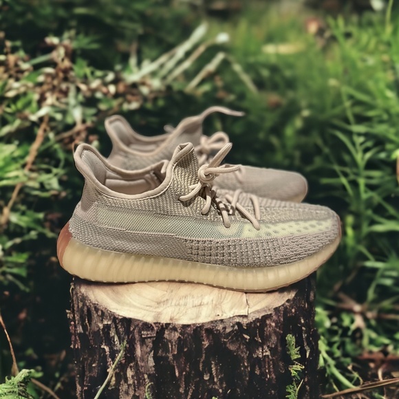 Yeezy Boost 350 V2 \'Citrin Non-Reflective\' main image 4